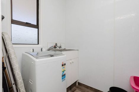 Photo of property in 5 Beedie Street, Dannevirke, 4930