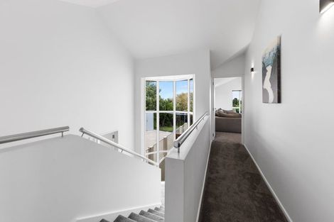 Photo of property in 4 Somerton Rise, Westmorland, Christchurch, 8025