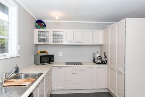Photo of property in 1064 Heaphy Terrace, Fairfield, Hamilton, 3214