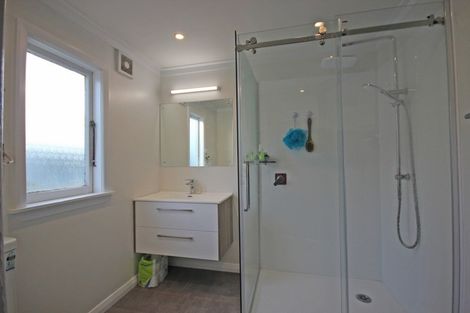 Photo of property in 12 Lyndhurst Street, Takaro, Palmerston North, 4412