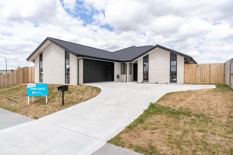 Photo of property in 5 Kimbrae Drive, Rototuna North, Hamilton, 3210