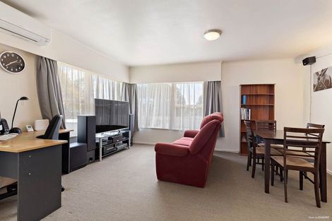 Photo of property in 2/84 Archers Road, Glenfield, Auckland, 0629