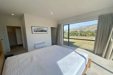 Photo of property in 6 Clutha Place, Wanaka, 9305