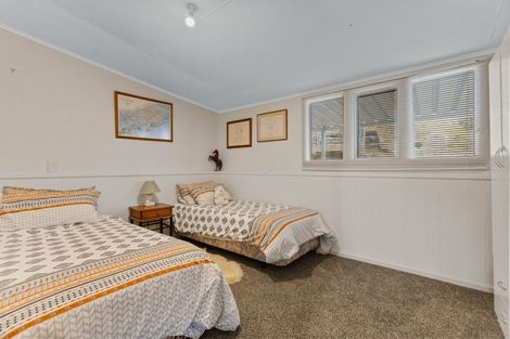 Photo of property in 53 Hillview Road, Alexandra, 9391