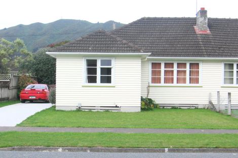 Photo of property in 217 Cambridge Terrace, Naenae, Lower Hutt, 5011