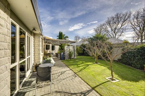 Photo of property in 5 Flemington Place, Taradale, Napier, 4112