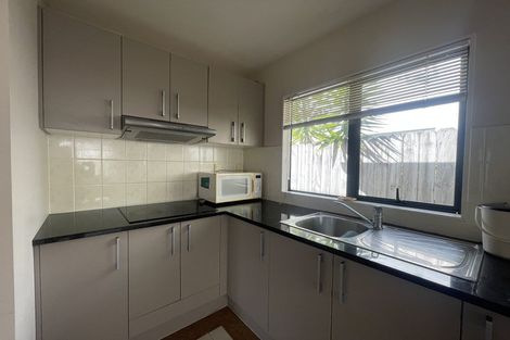 Photo of property in 14 Vinewood Drive, Albany, Auckland, 0632
