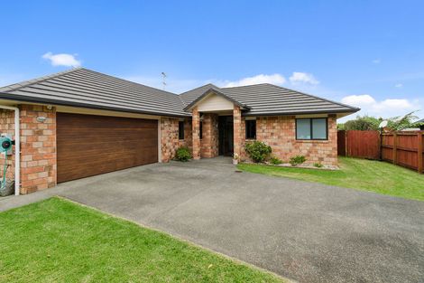 Photo of property in 99 Kitchener Road, Pukekohe, 2120