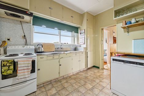 Photo of property in 55 Queen Street, Te Puke, 3119