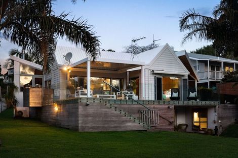 Photo of property in 13 Moana Drive, Tanners Point, Katikati, 3177