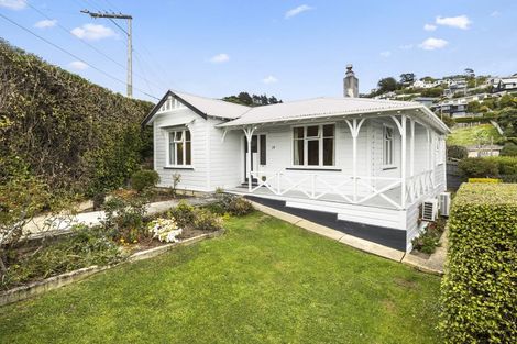 Photo of property in 38 Cliffs Road, Saint Clair, Dunedin, 9012