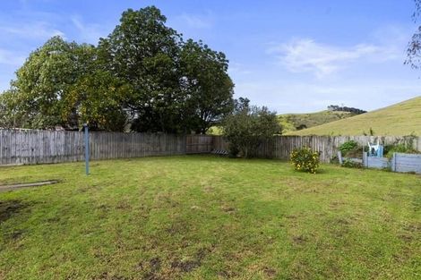 Photo of property in 20 Bertram Road, Kawakawa Bay, 2585