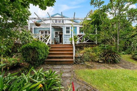 Photo of property in 100 George Street, Hikurangi, 0114