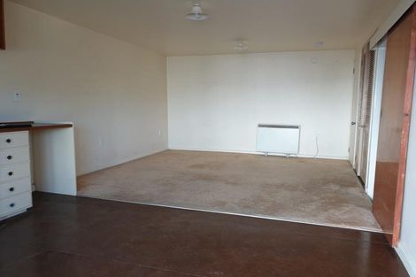 Photo of property in 2 Manitoba Place, Kingston, Wellington, 6021