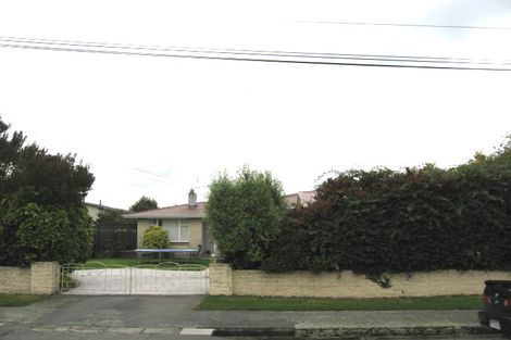 Photo of property in 11 Grassmere Street, Papanui, Christchurch, 8052