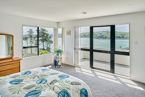 Photo of property in 30 Molyneux Close, Whitby, Porirua, 5024