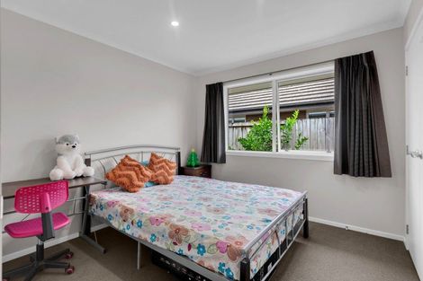 Photo of property in 17 Teatree Close, Huntington, Hamilton, 3210