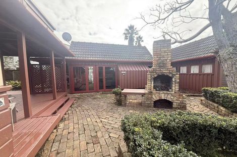 Photo of property in 7b The Esplanade, Eastern Beach, Auckland, 2012