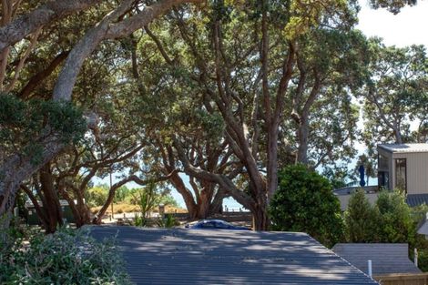 Photo of property in 12a Fishermans Bend, Whiritoa, Whangamata, 3691