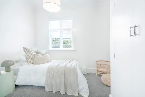 Photo of property in 35 Stapletons Road, Richmond, Christchurch, 8013