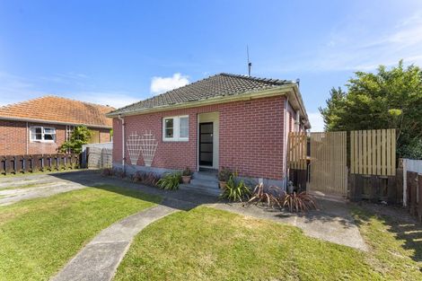 Photo of property in 37 Rangiora Avenue, Roslyn, Palmerston North, 4414