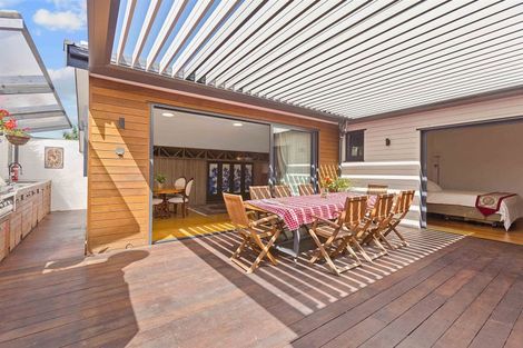 Photo of property in 158 North Avon Road, Richmond, Christchurch, 8013