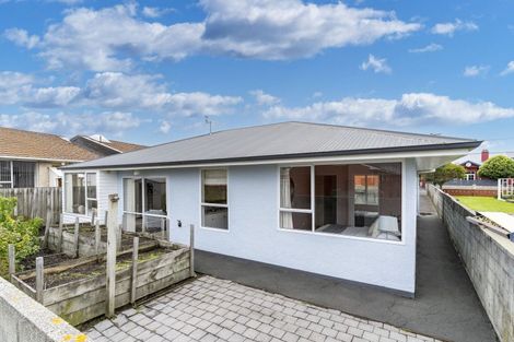 Photo of property in 76 Bay View Road, South Dunedin, Dunedin, 9012