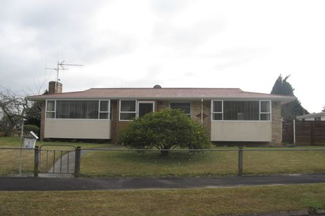 Photo of property in 1 Pryce Place, Silverdale, Hamilton, 3216