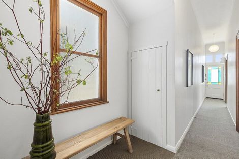 Photo of property in 96 Pirie Street, Mount Victoria, Wellington, 6011