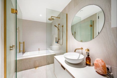 Photo of property in 17 Doug Ledgerwood Drive, Wanaka, 9305