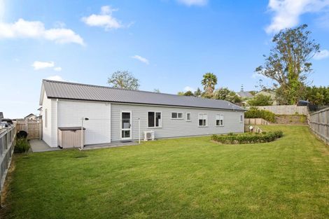 Photo of property in 37 Motukaraka Drive, Beachlands, Auckland, 2018