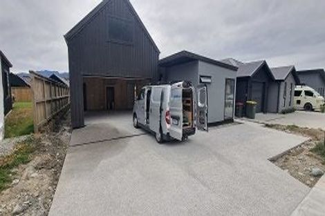 Photo of property in 52 Howden Drive, Jacks Point, 9371