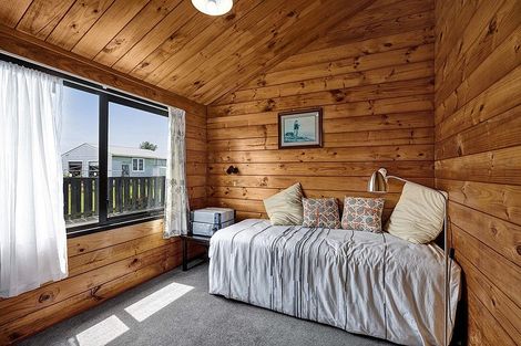 Photo of property in 49 Brennan Place, Opunake, 4616