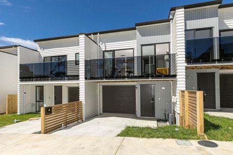 Photo of property in 19 Korokio Lane, Henderson, Auckland, 0612