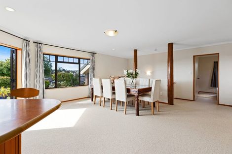 Photo of property in 12 Bayvista Close, Welcome Bay, Tauranga, 3112