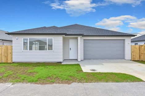 Photo of property in 27 Koroheke Road, Takanini, 2110