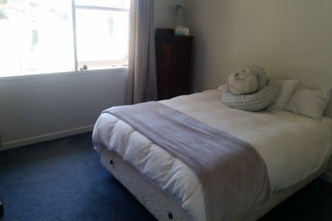 Photo of property in 19 Holmes Grove, Naenae, Lower Hutt, 5011