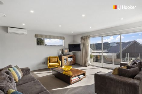 Photo of property in 333 Highcliff Road, Highcliff, Dunedin, 9013