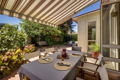 Photo of property in 166 Auckland Road, Greenmeadows, Napier, 4112