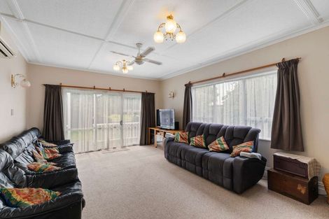 Photo of property in 75-77 Beach Road, Katikati, 3129