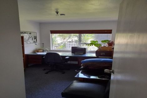 Photo of property in 22 Leaming Place, Clarks Beach, 2122