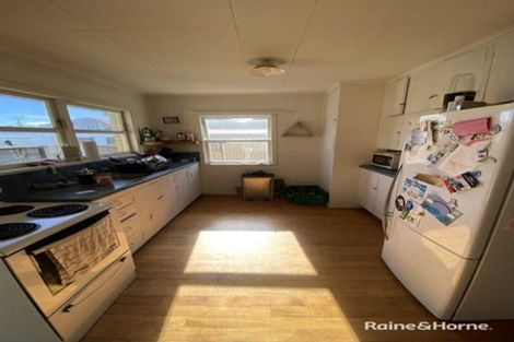 Photo of property in 3/385 Maunganui Road, Mount Maunganui, 3116