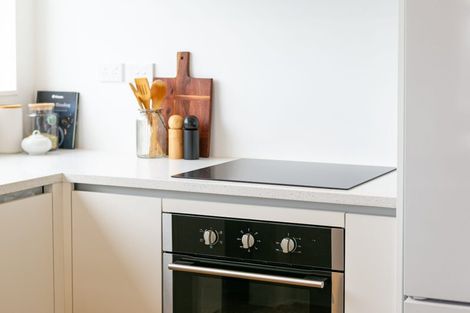 Photo of property in 78 Farnham Street, Mornington, Wellington, 6021