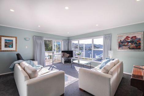 Photo of property in 5 Cranwell Street, Churton Park, Wellington, 6037