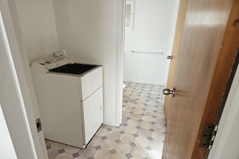 Photo of property in 41 Weston Avenue, Roslyn, Palmerston North, 4414