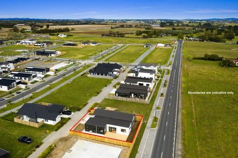 Photo of property in 75 Clarks Beach Road, Clarks Beach, 2122