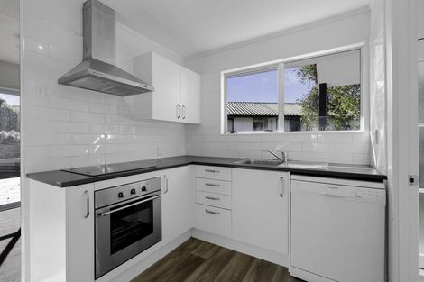 Photo of property in 35 Purcell Place, Melville, Hamilton, 3206