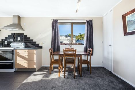 Photo of property in 4 Gaff Place, Whitby, Porirua, 5024