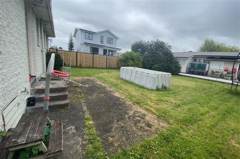 Photo of property in 15 Edinburgh Avenue, Rosehill, Papakura, 2113