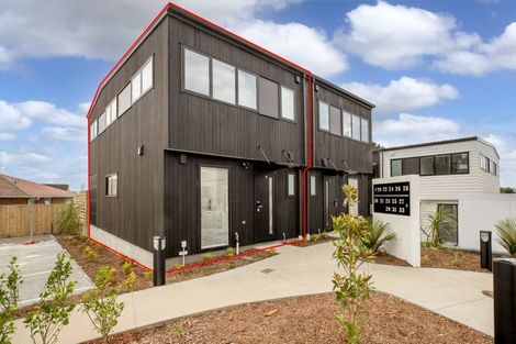 Photo of property in 20 Whanui Place, Mangere Bridge, Auckland, 2022